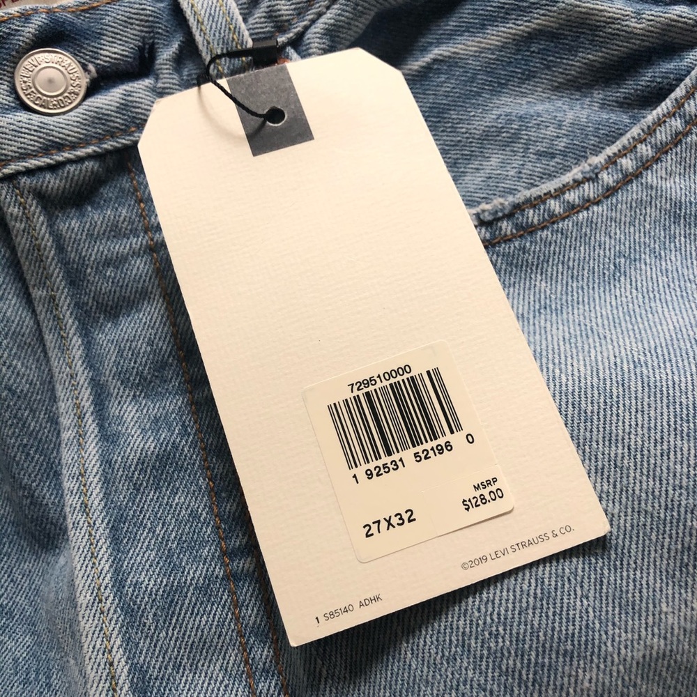 💥HP💥 2 for 1 Levi’s Ribcage Jeans & 501 Shorts! - Picture 7 of 8